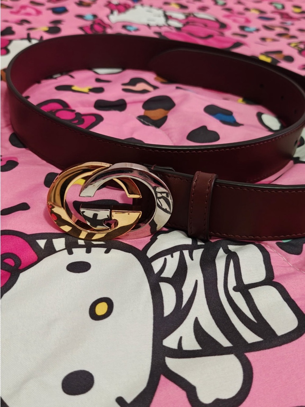 Gucci Burgundy Leather Belt with Gold Double G Buckle - Picture 3 of 3